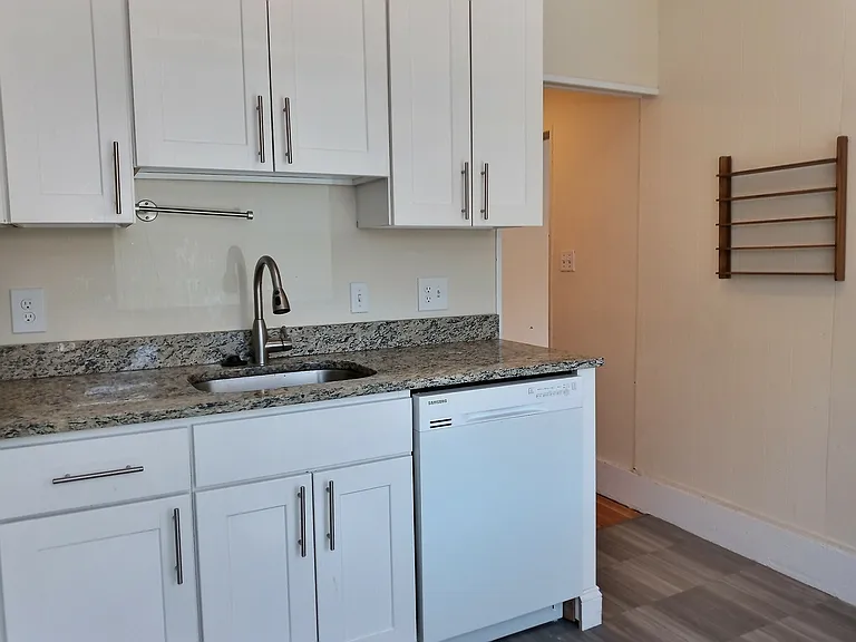1390 7beacon St — Photo 3
