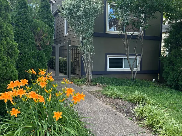 1915 Overlook Ter, Louisville, KY 40205