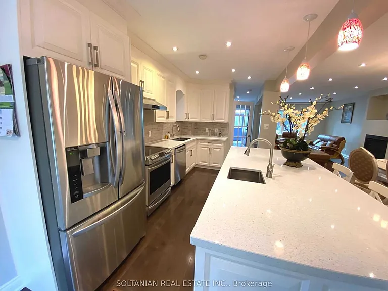 137 Colin Ave — Photo 13