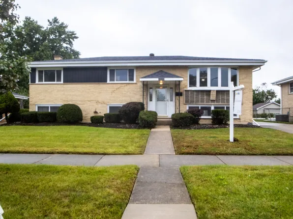 565 Arlene Dr, Wood Dale, IL 60191