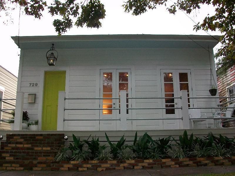 1st image of 729 Valence St