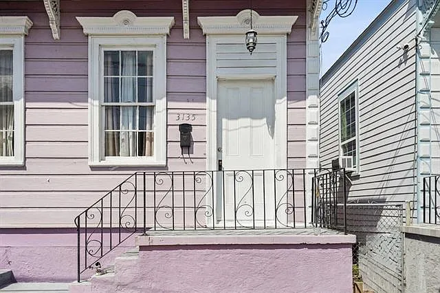 Building Photo - 3135 Saint Philip St