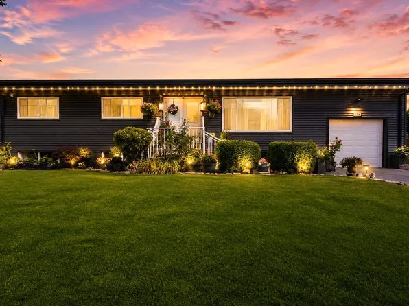 8550 Norman Cres, Chilliwack, BC V2P 5C6