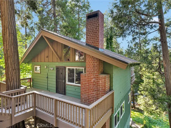 23550 Lake Dr, Crestline, CA 92325