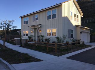 2640 Overlook Point Dr, Escondido, CA 92029