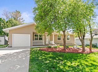 5017 Piccadilly Dr, Madison, WI 53714