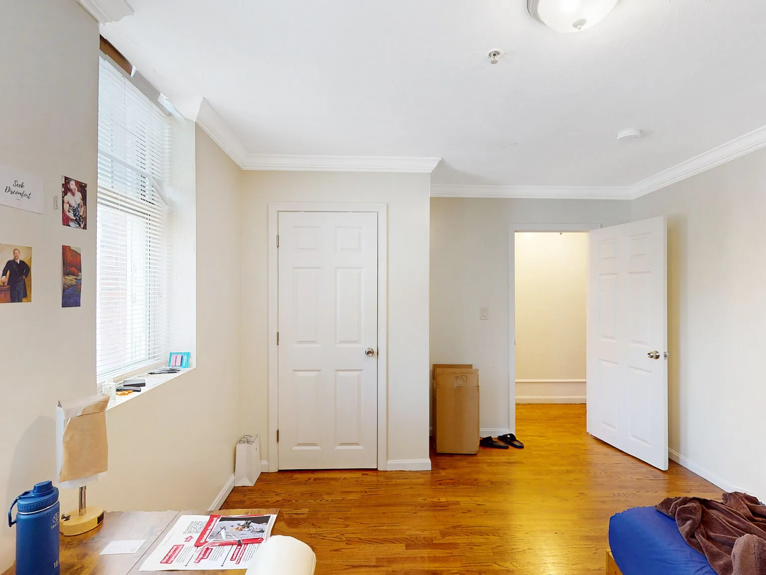 3 bed, 1100 sqft, $4,000 — Photo 2