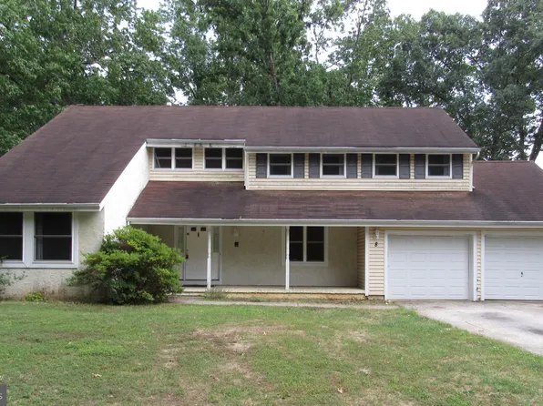 8 Prentiss Ln, Berlin, NJ 08009