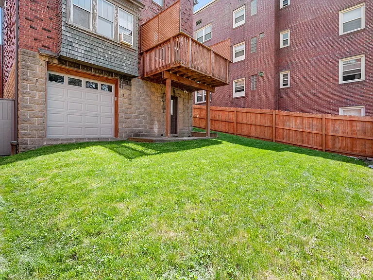 3846 Brownsville Rd — Photo 27