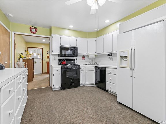 4th image of 62 Sharp Street