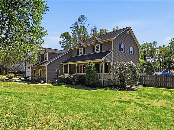 2nd image of 267 Farm Lake Rd