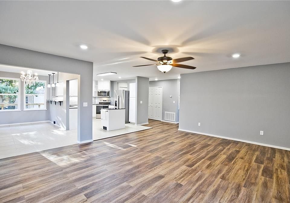 1st image of 36 Basore Dr