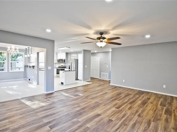 36 Basore Dr, Bella Vista, AR 72715