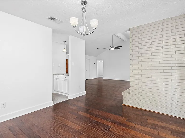 22514 Round Valley Dr — Photo 15