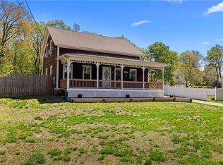117 Station St, Coventry, RI 02816