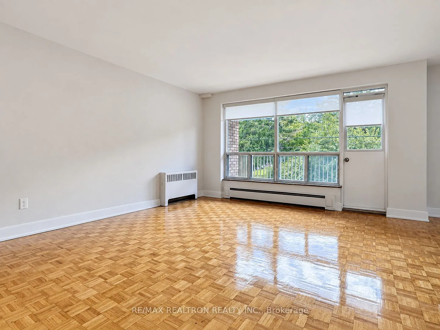 2 bed, $2,695 — Photo 4