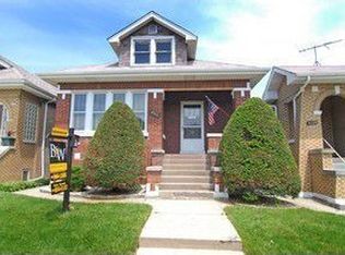 6124 W Fletcher St, Chicago, IL