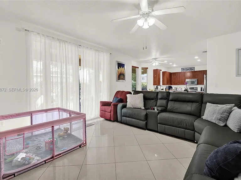 20765 SW 89th Ave — Photo 11