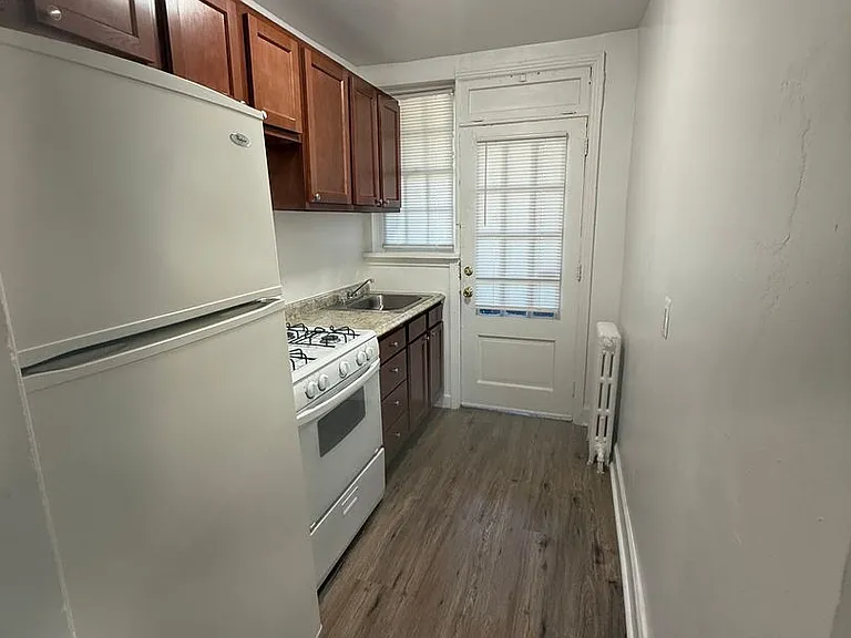 3314 E Capitol St NE — Photo 1