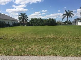 2022 NE 4th Ter, Cape Coral, FL 33909