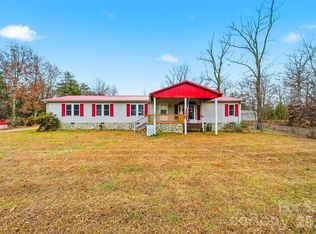 4915 Quartz Ridge Dr, Maiden, NC 28650