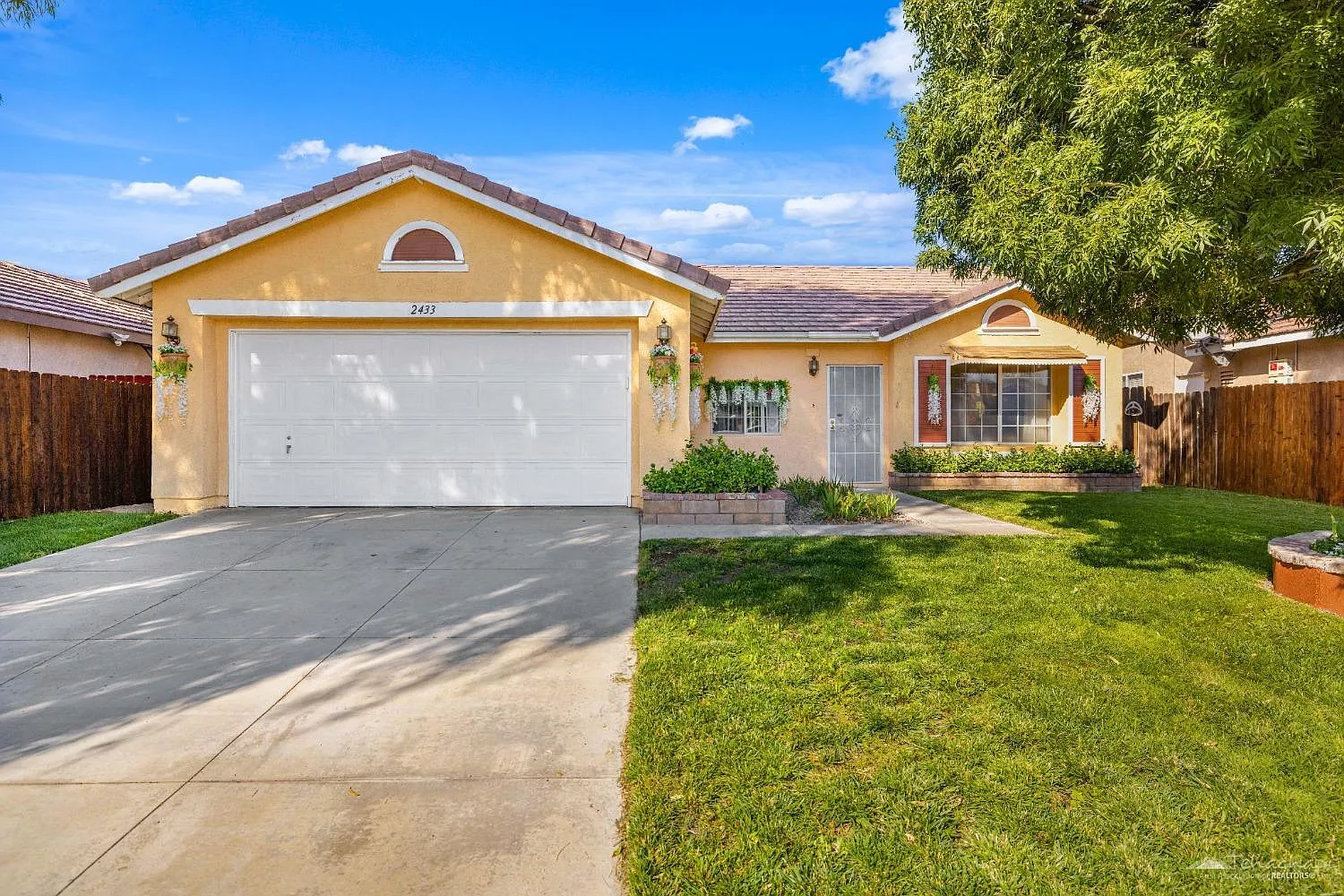2433 Tierra Ct photo 1