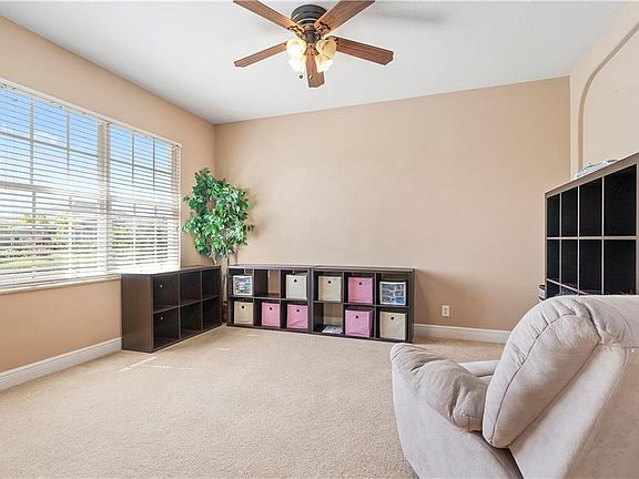 4th image of 1331 Scarlet Oak Cir