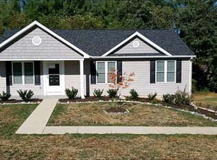 1950 Haydon St, Salem, VA 24153