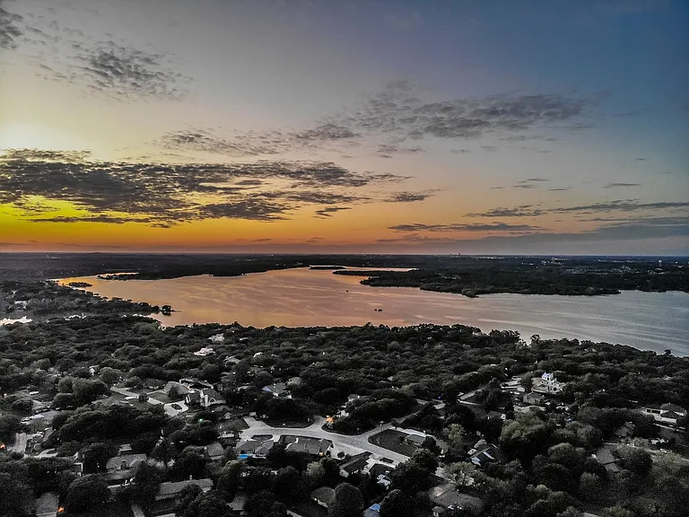 121 Lake Vis W — Photo 44