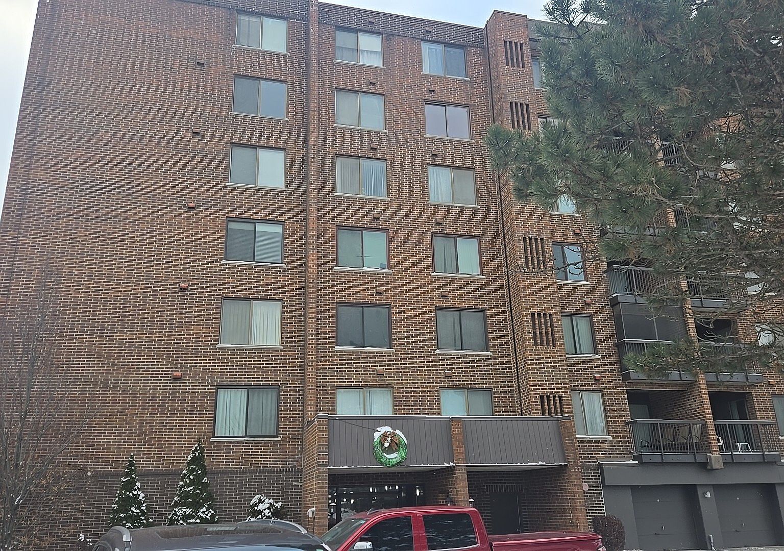 500 Park Ave APT 436