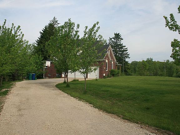 4th image of 66971 Christina Ln