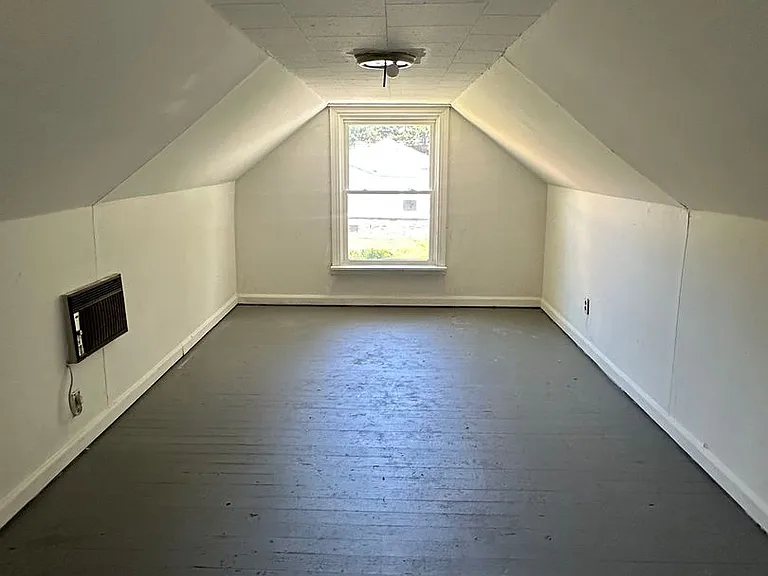 1015 Lanier Ave — Photo 11