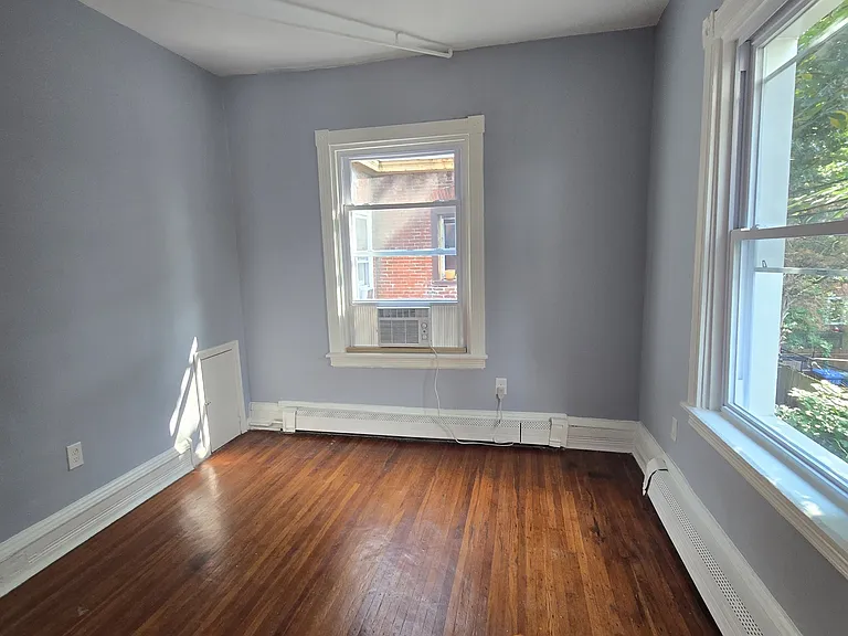 4812 Regent St #2 — Photo 10
