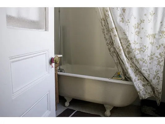 Rented by Aclawrence | media 20