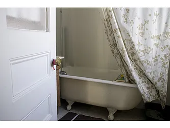 Rented by Aclawrence