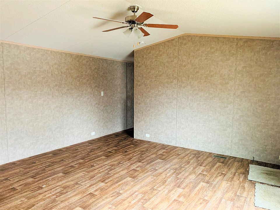2nd image of 3831 SW South Park Ave Lot C18