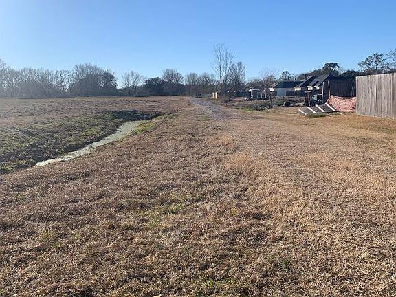 5th image of Lakeview Dr Lot A1-b1