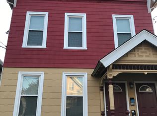 64 Dickerman St, New Haven, CT 06511
