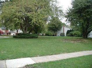 240 James Ln, Naperville, IL 60540