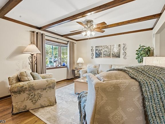 3rd image of 5-22 Hazel Pl