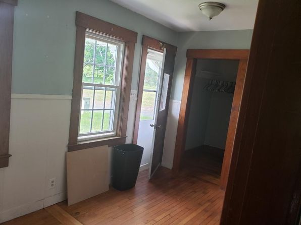 175 Christian Ln, South Deerfield, MA 01373