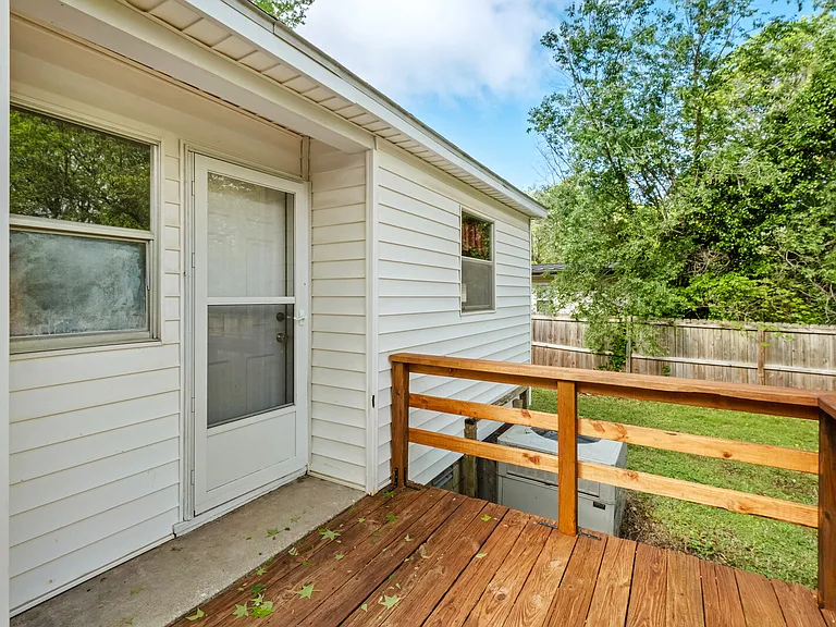 2228 W Wedington Dr — Photo 18