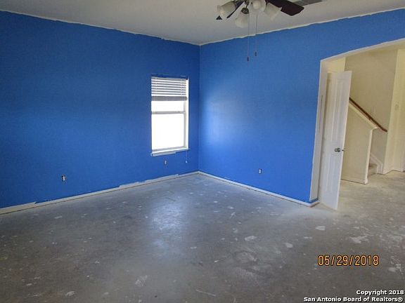 2nd image of 9059 Indigo Lk