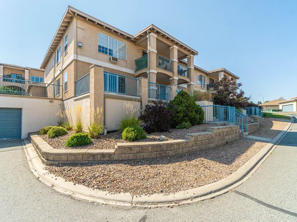 875 Sahali Ter #204, Kamloops, BC V2C 6W8