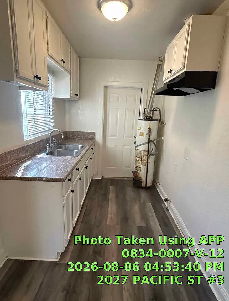 1 bed, 900 sqft, $950 — Photo 1