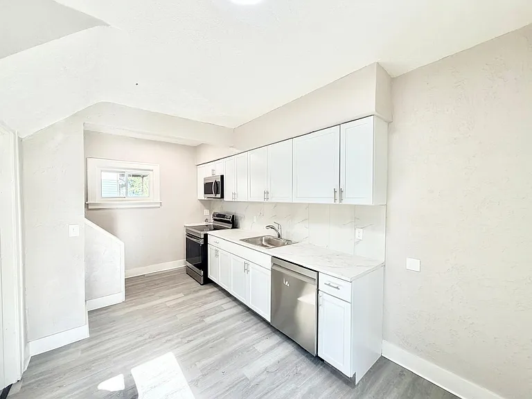4025 Henritze Ave #2 — Photo 1