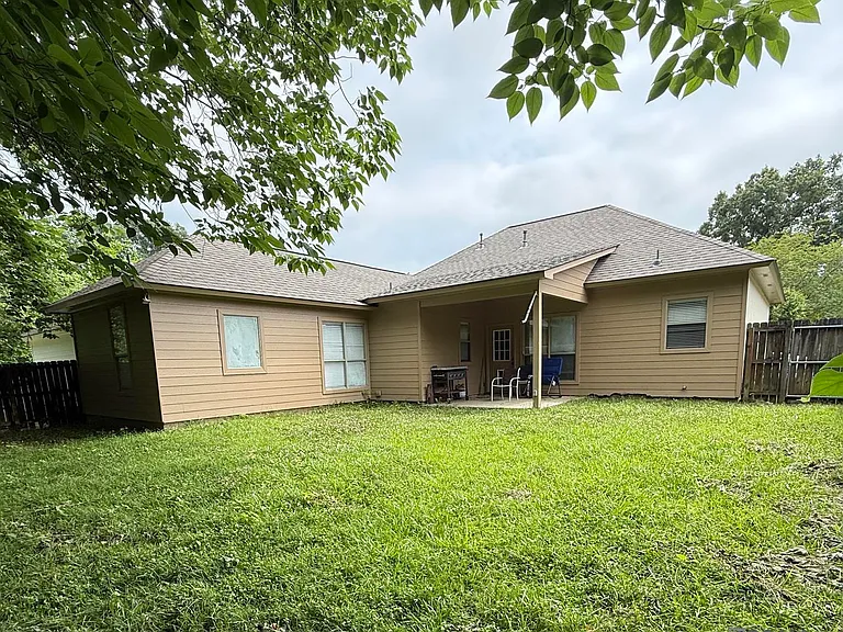 9441 Boone Dr — Photo 8