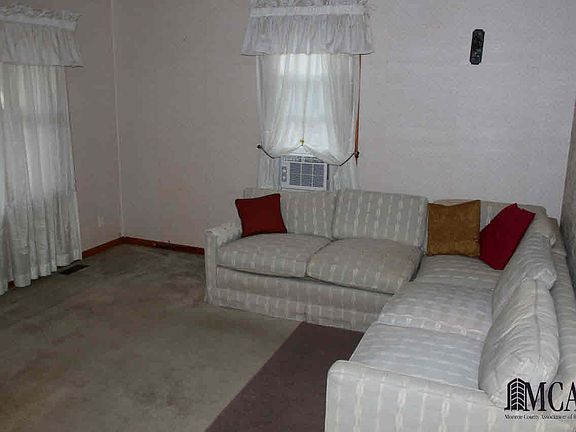 3rd image of 3809 1st St