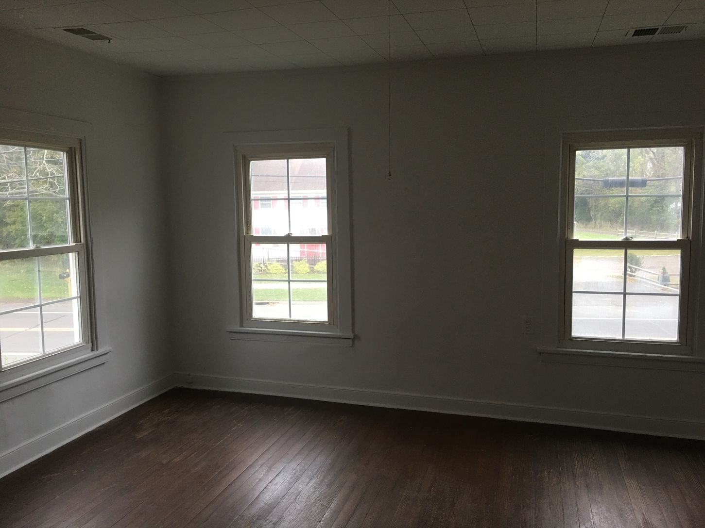  UPPER LIVING ROOM