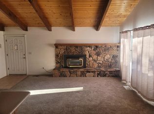 31376 Deer Lick Ln, Running Springs, CA 92382